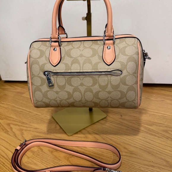 Coach Rowan medium in light pink - Picture 2 of 3